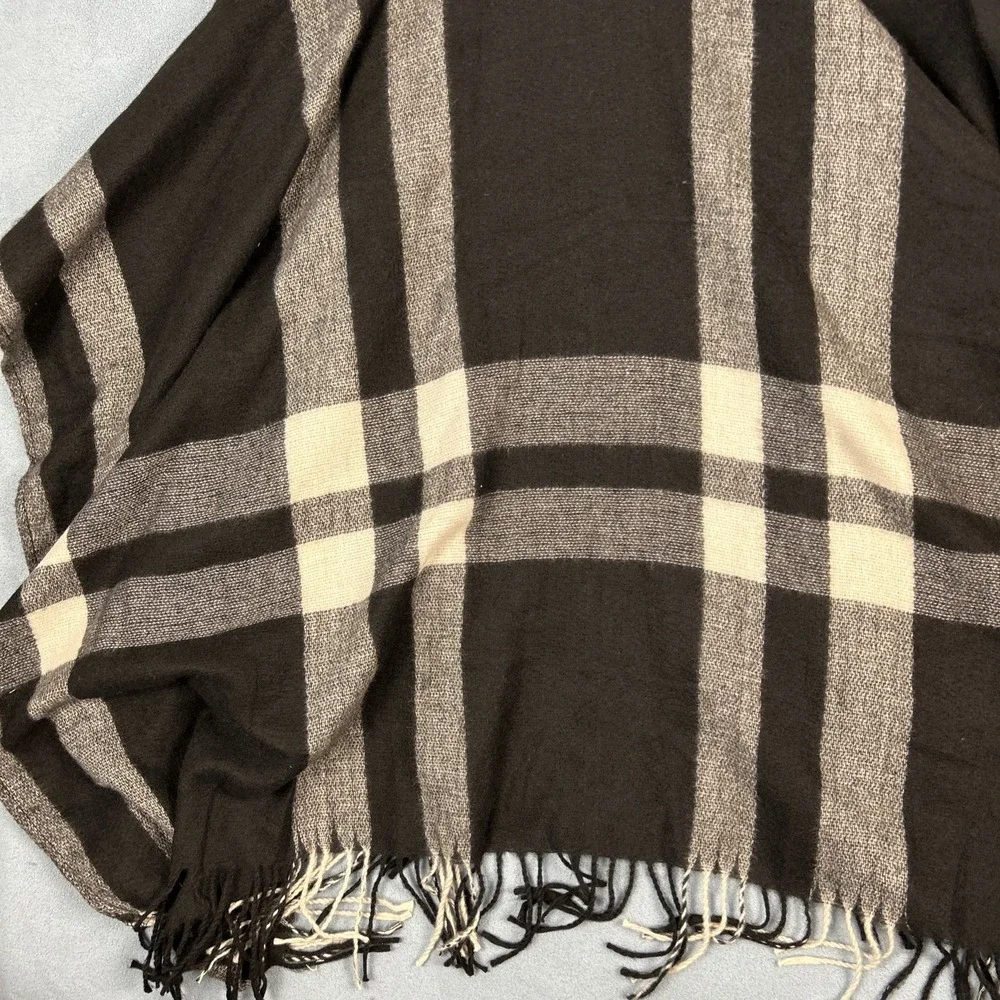 NWT Three Dots Womens Cashmere‎ Shawl Scarf Wool Wraparound Erin Plaid Luxury